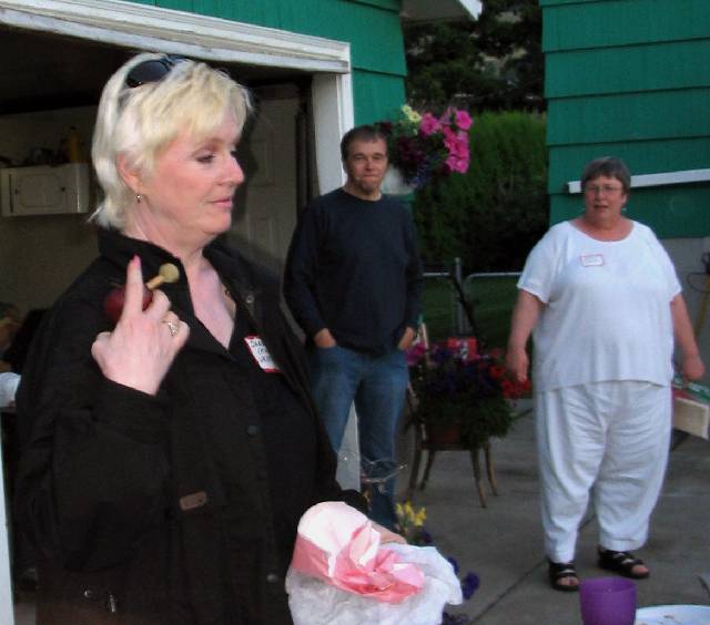 Sheila (Hughes) Webster, Dave Grywacheski, Kerri Colquhoun :: Click image to download full-sized image