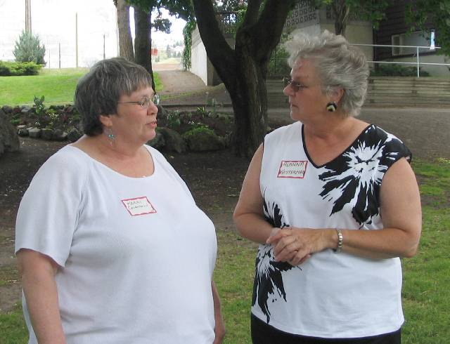 Kerri Colquhoun, Alanna Westerman :: Click image to download full-sized image