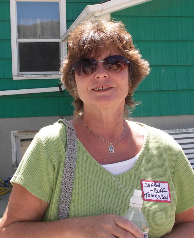 Sharon (Buff) Thomkinson :: Click image to download full-sized image