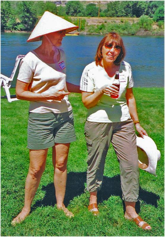Petrina Gregson, Linda (Ashbee) Grywacheski :: Click image to download full-sized image