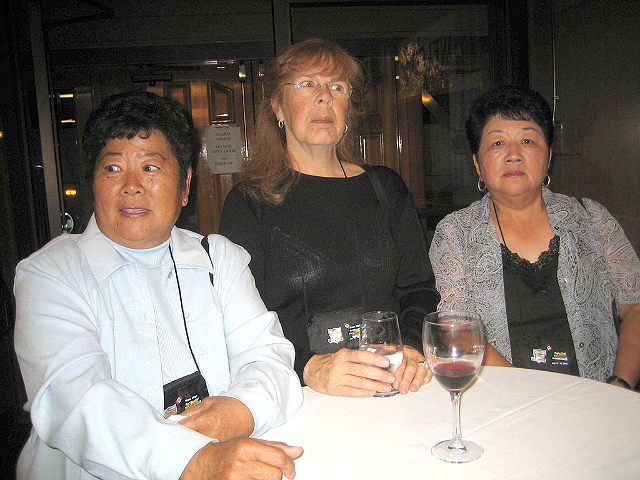 W&C-September 22, 2006 - Tomi Yamada, Joan Moore, Masako Serizawa