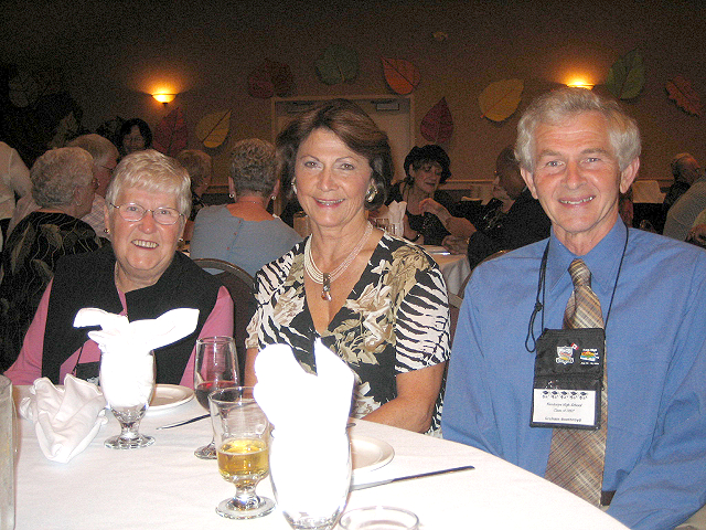 Dinner-September 23, 2006 - Darlene Massey, Tannis Smith, Graham Boothroyd